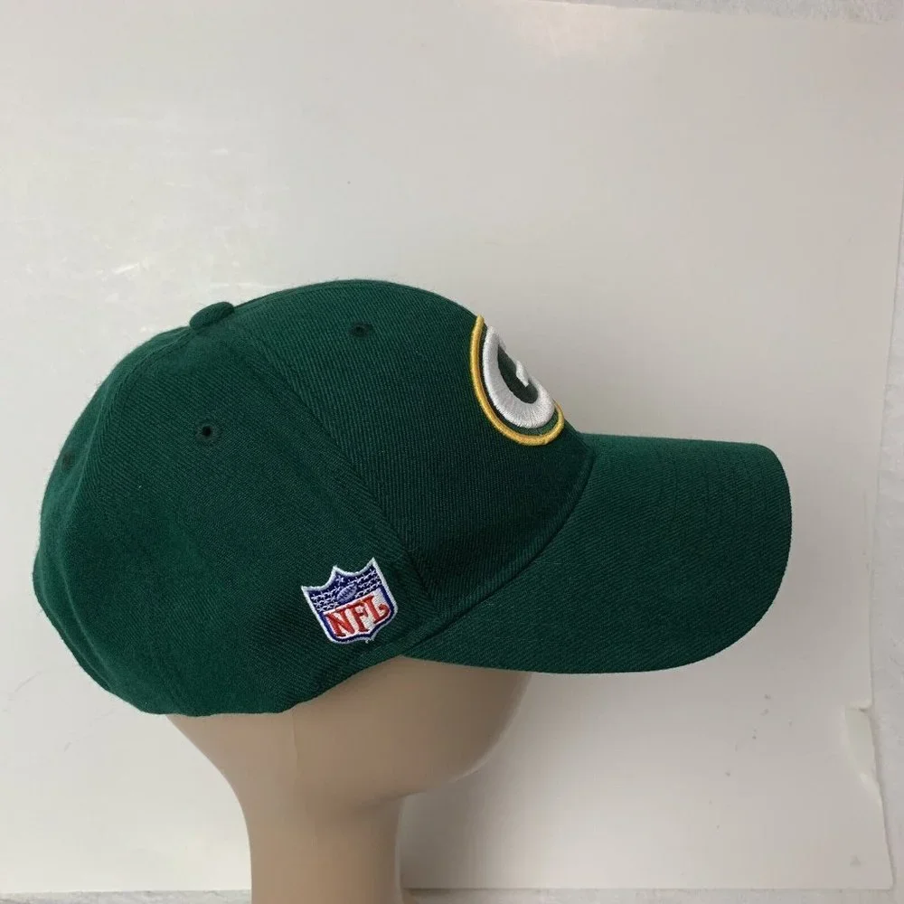 Reebok NFL Team Apparel Green Bay Packers Men's Wool Cap Hat Strap back Spellout